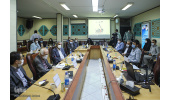 رونمایی از کتاب «فراز و فرود نسخنویسی در ایران» در سازمان قرآنی دانشگاهیان کشور