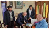 مراسم تکریم و تجلیل از پدر شهید علیرضا صادقی جو در ارومیه